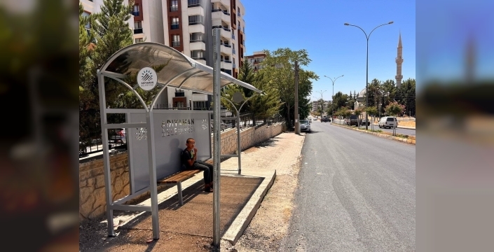Adıyaman’da otobüs durakları yenileniyor