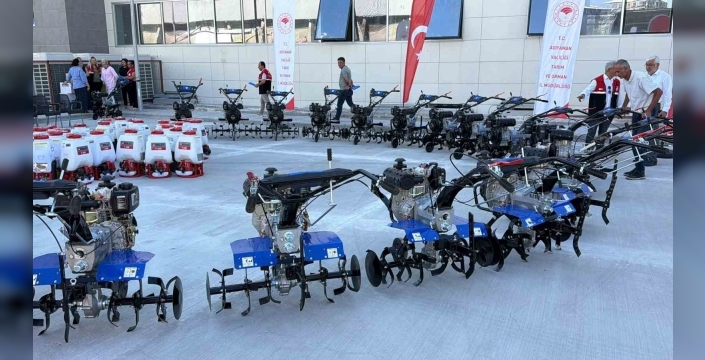 Adıyaman’da çiftçilere tarım alet ve ekipmanı desteği