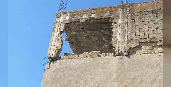 Adıyaman’da hasarlı binalar korkutuyor