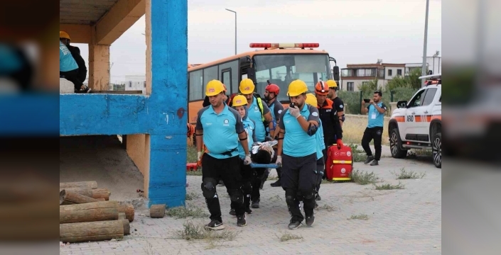 Adıyaman’da UMKE ekiplerinden deprem tatbikatı