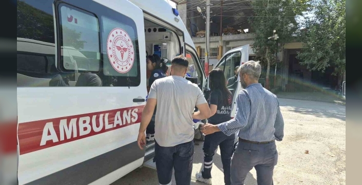 Devrilen motosikletin sürücüsü yaralandı