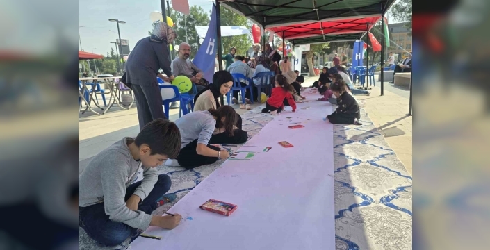 Adıyamanlı çocuklar, Filistinli çocuklar için çizdi