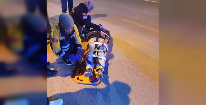 Devrilen motosikletin sürücüsü yaralandı