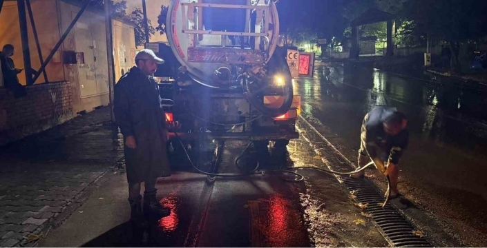 Kahta’da yağış seferberliği: Ekipler 7/24 sahada