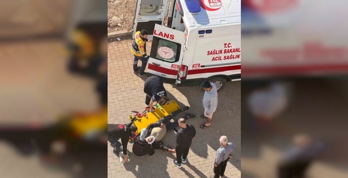 Otomobilin çarptığı yaya yaralandı