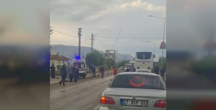 Yolcu otobüsü yayaya çarptı: 1 yaralı